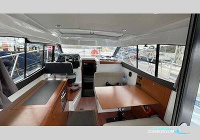 Jeanneau NC9 Motorbåd 2016, med Volvo Penta D4 motor, England