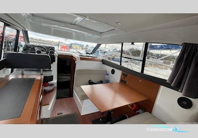 Jeanneau NC9 Motorbåd 2016, med Volvo Penta D4 motor, England