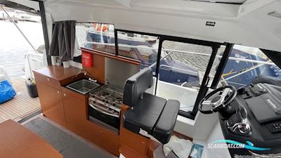 Jeanneau NC9 Motorbåd 2016, med Volvo Penta D4 motor, England