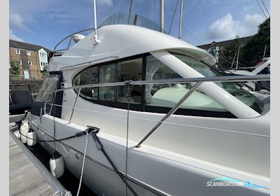 Jeanneau Prestige 32 Motorbåd 2008, med Volvo motor, England