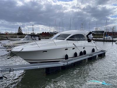 Jeanneau Prestige 390S Hardtop Motorbåd 2013, med 2 x Cummins D6 4.2 Mercruiser - 320S Bravo III motor, Danmark