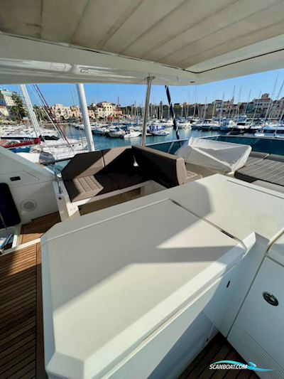 Jeanneau Prestige 630 Motorbåd 2018, med VOLVO D 11 IPS-950 725 CV motor, Frankrig