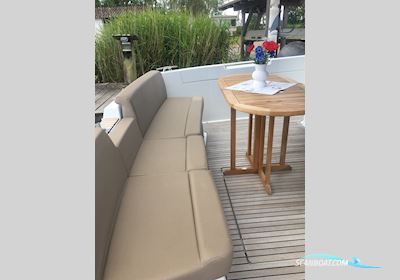 Jeanneau Velasco 43F Motorbåd 2015, med Cummins QSB 6,7 motor, Tyskland