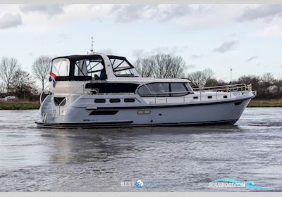 Jetten 44 AC-RS Motorbåd 2015, med Vetus Deutz is Een Samenwerking Tussen Het Nederlandse Vetus en Het Duitse Deutz, Waarbij Deutz-Motoren Zorgen Voor Betrouwbare, Efficiënte en Duurza motor, Holland