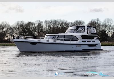 Jetten 44 AC-RS Motorbåd 2015, med Vetus Deutz is Een Samenwerking Tussen Het Nederlandse Vetus en Het Duitse Deutz, Waarbij Deutz-Motoren Zorgen Voor Betrouwbare, Efficiënte en Duurza motor, Holland