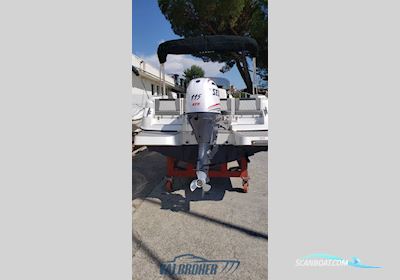 Karnic SL 601 Motorbåd 2021, med Selva 115 Xsr motor, Italien
