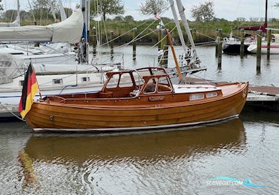 Klassisches Tuckerboot Motorbåd 1960, med Peugeot Indoor Diesel motor, Tyskland