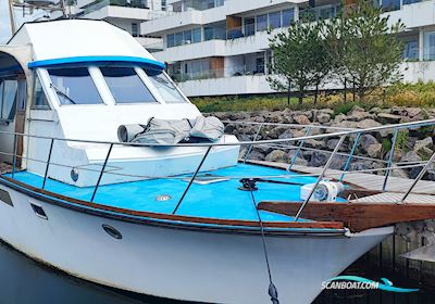 Klassisk tysk motor yacht Motorbåd 1976, med Cummins  motor, Danmark