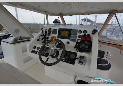 LEOPARD 47 POWER CRUISER Motorbåd 2007, med CUMMINS motor, Frankrig