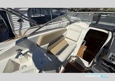 Larson Cabrio 777 Motorbåd 2011, med Mercruiser motor, Sverige