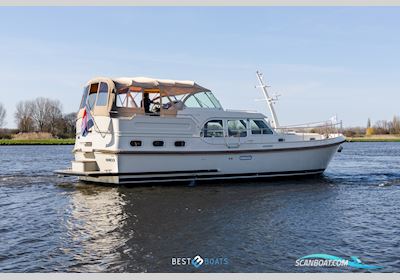 Linssen Grand Sturdy 40.0 AC Motorbåd 2019, med Volvo Penta is Een Zweeds Merk Dat Wereldwijd Bekendstaat om Betrouwbare en Krachtige Scheepsmotoren en Aandrijfsystemen. Ze Leveren Zowel Diesel- al motor, Holland