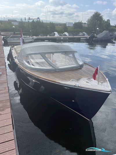 Long Island 28 Sportsman Motorbåd 2015, Holland