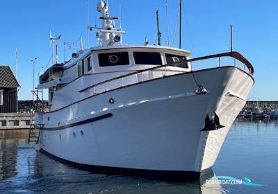 Malahide Yacht 66