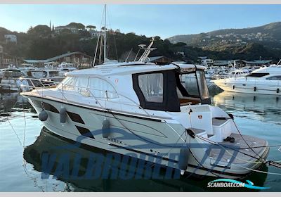 Marex 360 Cabriolet Cruiser Motorbåd 2022, med Mercury 3.0 motor, Italien