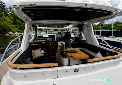Marex 360 Cabriolet Cruiser Motorbåd 2025, med Volvo Penta D4 - 320 motor, Finland