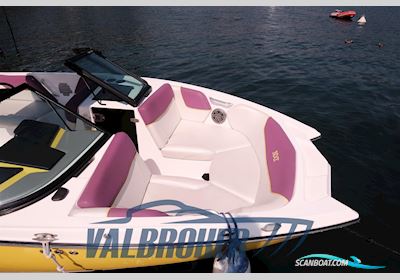 Mastercraft Nxt 20 Motorbåd 2015, med Ilmor MV8 5.7 L motor, Italien