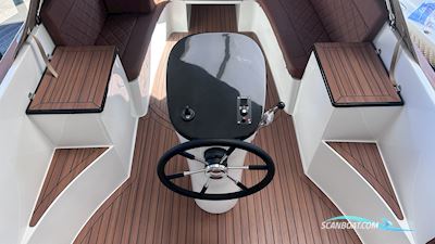 Maxima 720 Retro Motorbåd 2026, med Mercury 20 hk 4-Takt motor, Danmark