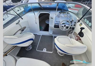 Maxum 2400 SC3 Motorbåd 2005, med Mercruiser 5.0 MPi motor, England