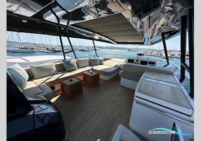 Monte Carlo 76 Fly - Refit 2024 Motorbåd 2011, med Man D2862LE443 V12 motor, Kroatien