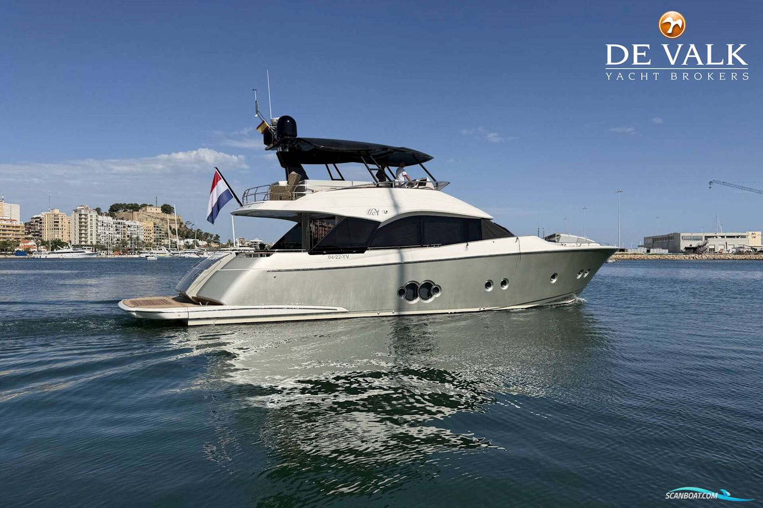 Monte Carlo Yachts 65 Motorbåd 2015, med Man motor, Spanien