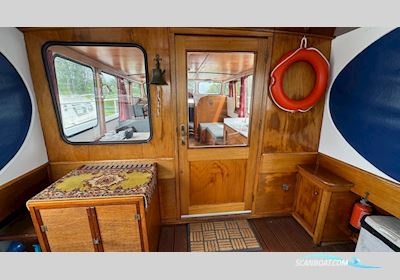 Motor Yacht Daniels Kruiser 11.50 OK Paviljoen Motorbåd 1992, med Peugeot motor, Holland