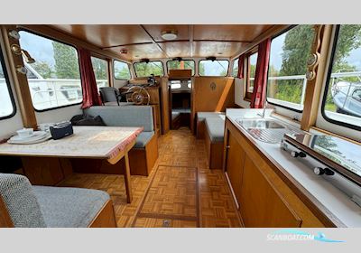 Motor Yacht Daniels Kruiser 11.50 OK Paviljoen Motorbåd 1992, med Peugeot motor, Holland