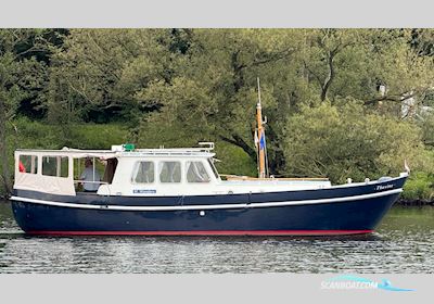Motor Yacht Twillert Rondspantkotter 11.20 OK Paviljoen Motorbåd 1982, med Volvo motor, Holland