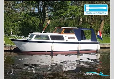 Motorboat 830 Motorbåd 1974, med Peugeot/Volvo Penta motor, Holland