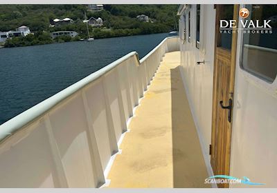 Motorjacht Open kuip Motorbåd 1973, med Baudouin motor, Ej oplyst