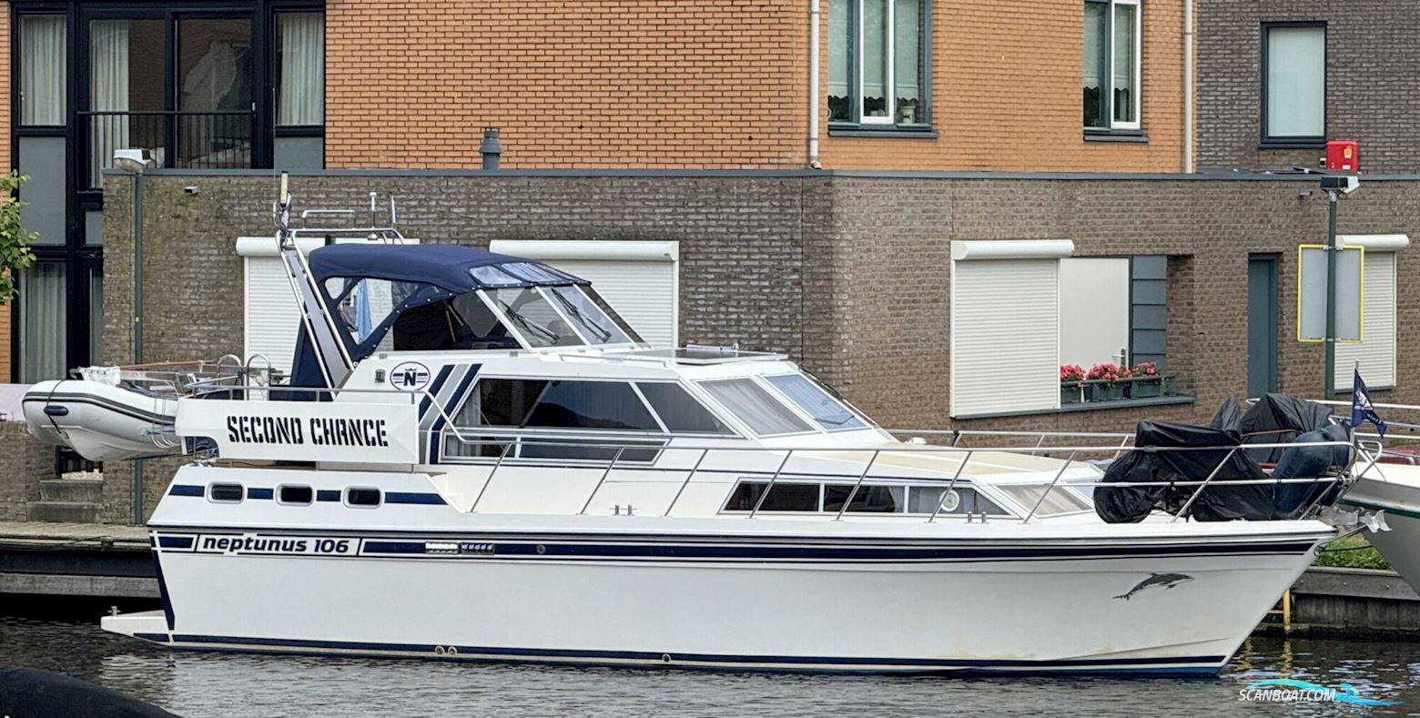 Neptunus 106 AK Cabrio Motorbåd 1991, med Volvo motor, Holland