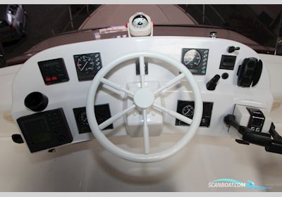 Neptunus 108 Flybridge Motorbåd 1997, med Volvo motor, Holland