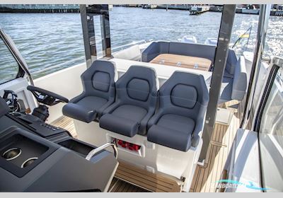 Nimbus T11 Motorbåd 2024, med Mercury Verado motor, Frankrig