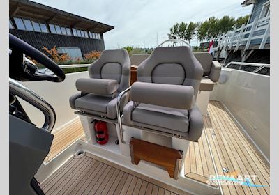 Nimbus T8 Motorbåd 2022, med Mercury Verado motor, Holland