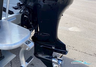 Ockelbo B21 Cab Motorbåd 2019, med Suzuki motor, Sverige