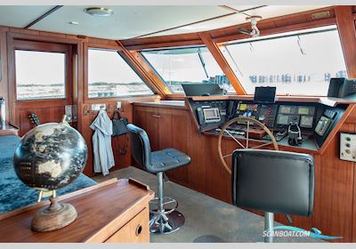 OneOff 92 - Lady Marjan Motorbåd 1986, med 2 x Mercedes V12 (OM 424) motor, Danmark