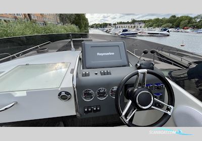 Paragon 31 Flybridge Motorbåd 2010, med Vovlo Penta motor, Sverige