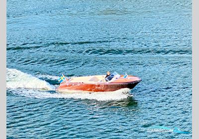 Pedrazzini Capri Motorbåd 2010, med Yanmar motor, Sverige