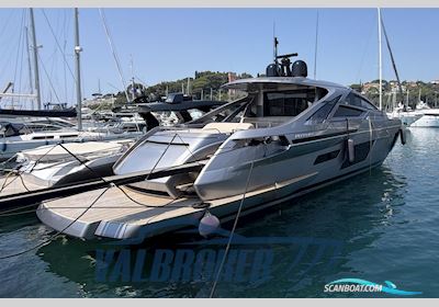 Pershing 7X Motorbåd 2024, med Man V12 motor, Italien