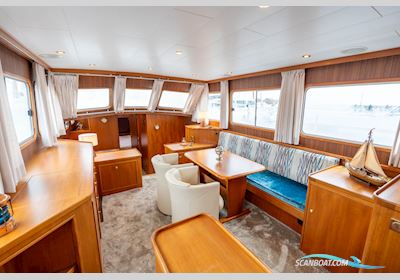 Pieter Beeldsnijder Spiegelkotter 15.00 VS Motorbåd 2005, med Cummins 2.8 motor, Holland