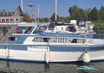 Polyboat 940 Motorbåd 1975, med Ford Lehman motor, Belgien