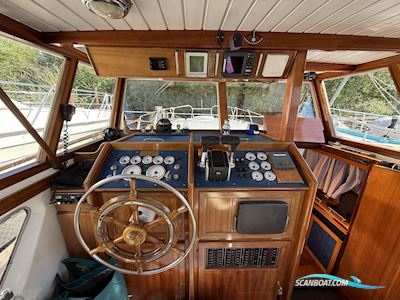 Polyboats Polyflash Motorbåd 1963, med Daimler Benz OM 617 motor, Tyskland
