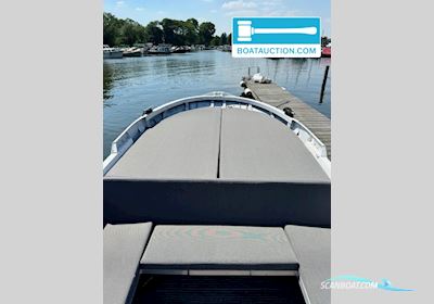 Pontoon M4 Motorbåd 1944, med Suzuki motor, Holland