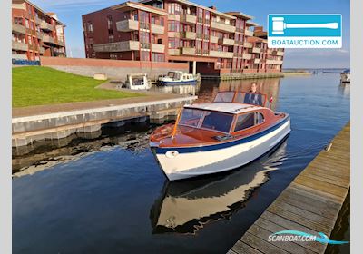 Portier Holiday Motorbåd 1955, med Volvo Penta motor, Holland