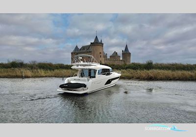 Prestige 590 Flybridge #49 Motorbåd 2020, Holland