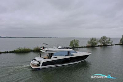Prestige 590 Flybridge #64 Motorbåd 2021, Holland
