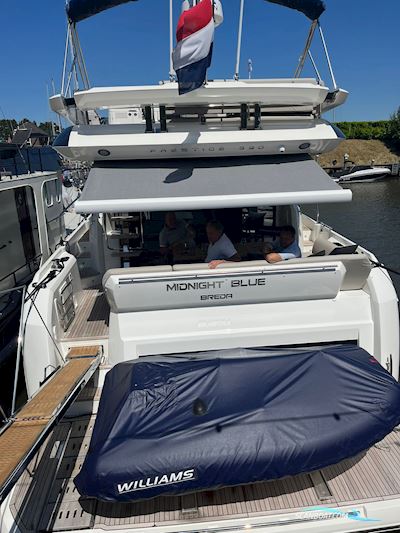 Prestige 590 Flybridge #97 Motorbåd 2022, Holland