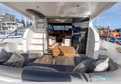 Princess 43 Motorbåd 2016, med 2 x Cummins Qsb 6.7 motor, England