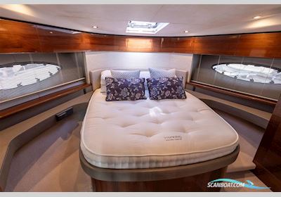 Princess 43 Motorbåd 2016, med 2 x Cummins Qsb 6.7 motor, England