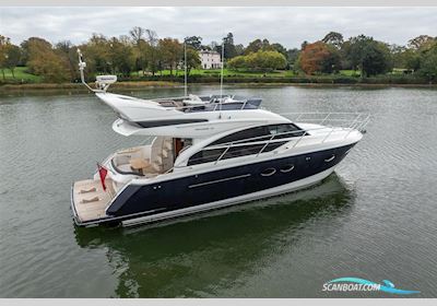 Princess 43 Motorbåd 2014, med 2 x Volvo Penta D6-435 motor, England