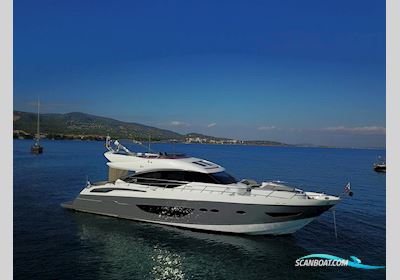 Princess S72 Motorbåd 2016, med 2 x Caterpillar C32A 1723 hp motor, Italien